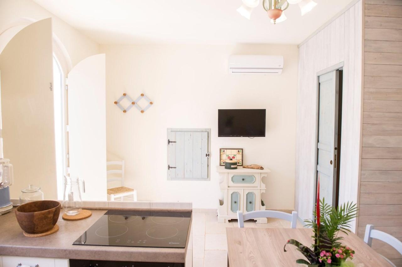 Dimora Trullivo, Charming House Villa กัสเตลลานา กรอตเต ภายนอก รูปภาพ
